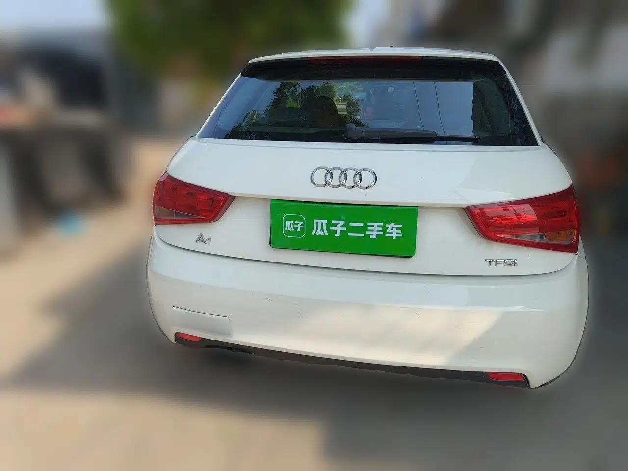 Audi A1 2012 1.4 TFSI Urban — миниатюра 5