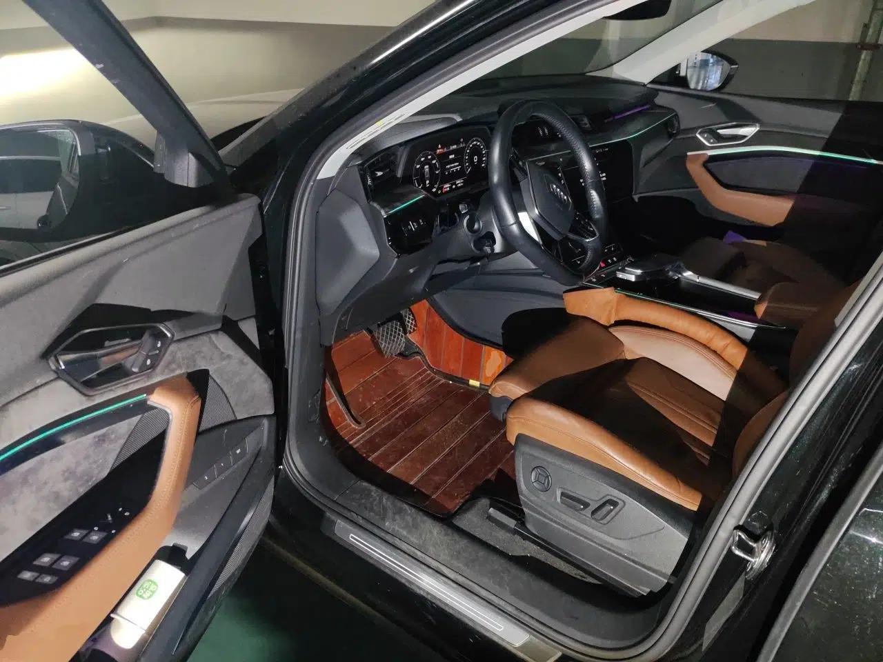 Audi e-tron 2019 55 quattro Technology Edition — миниатюра 17