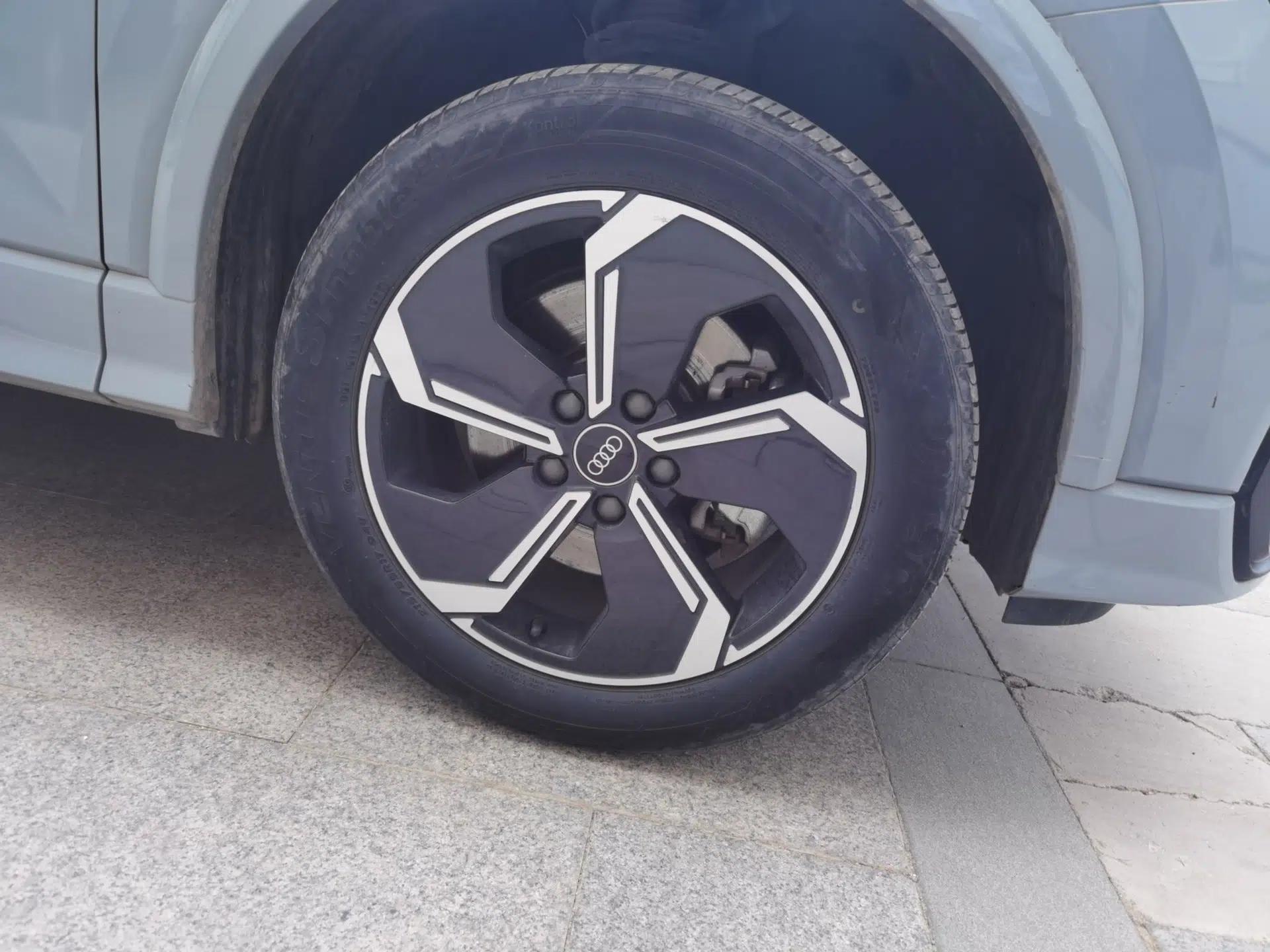 Audi Q2L e-tron 2022 Q2L e-tron Pure Electric Smart Enjoyment Model — миниатюра 8