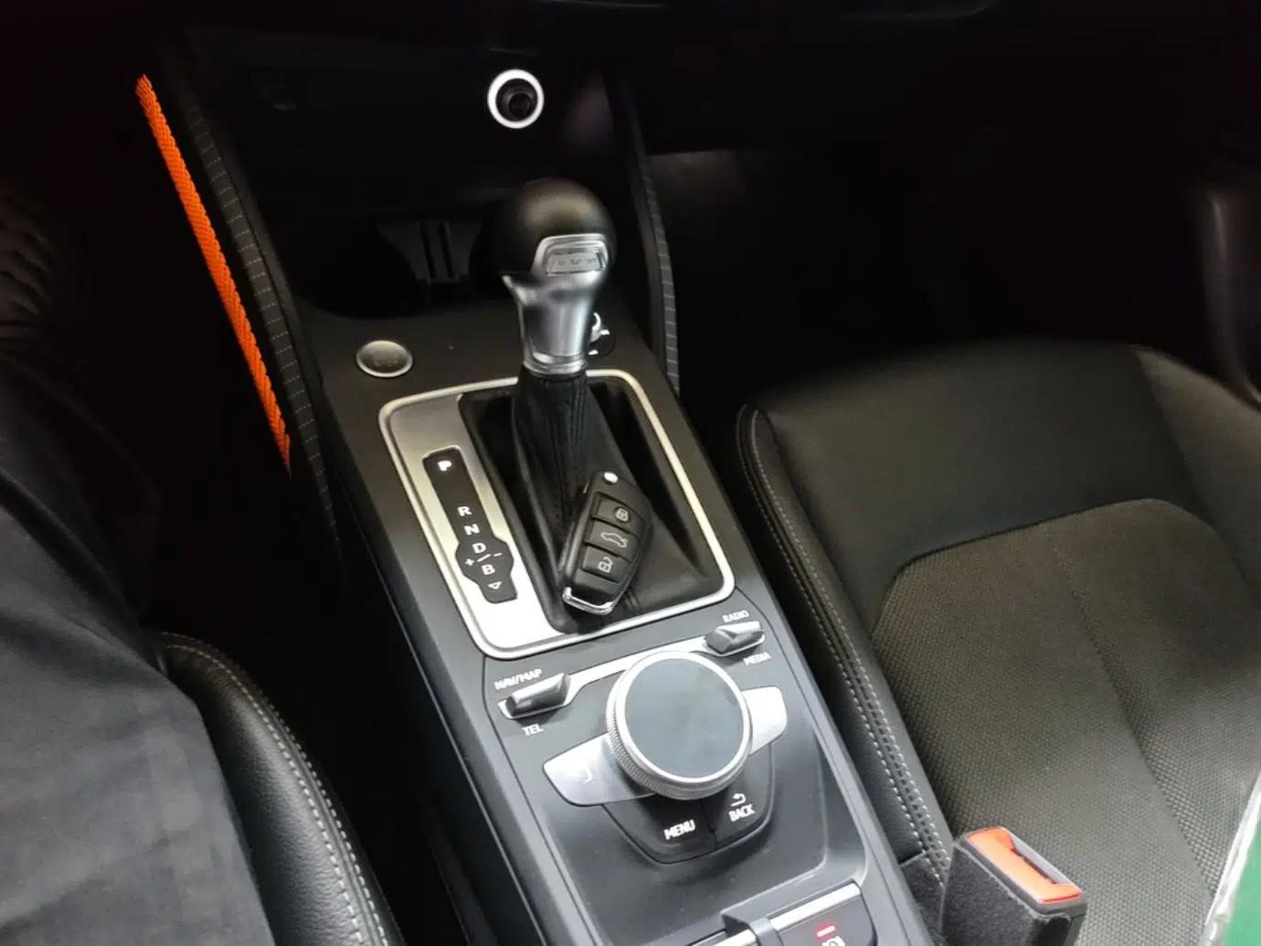 Audi Q2L e-tron 2019 Q2L e-tron Pure Electric Smart Style — миниатюра 17