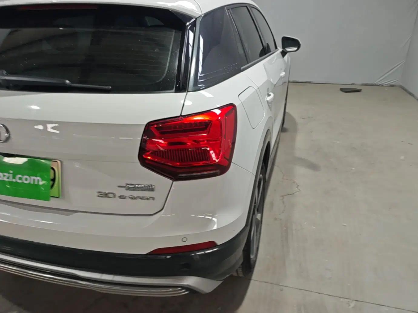 Audi Q2L e-tron 2019 Q2L e-tron Pure Electric Smart Style — миниатюра 7
