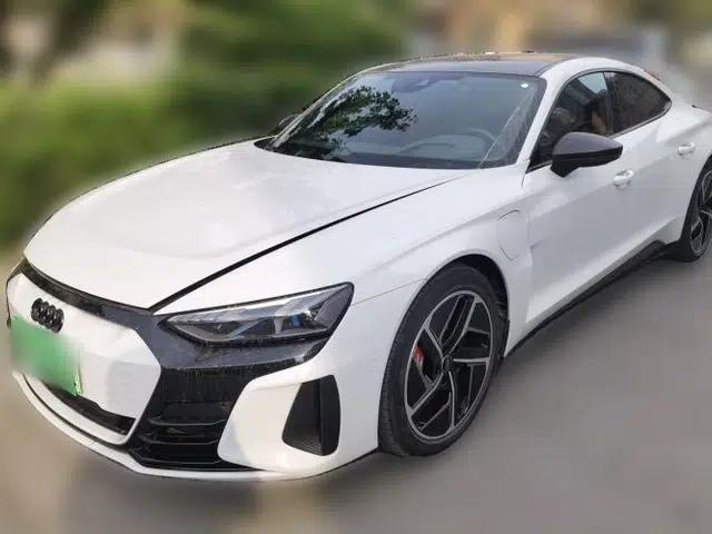 Audi RS e-tron GT 2023 Basic Model
