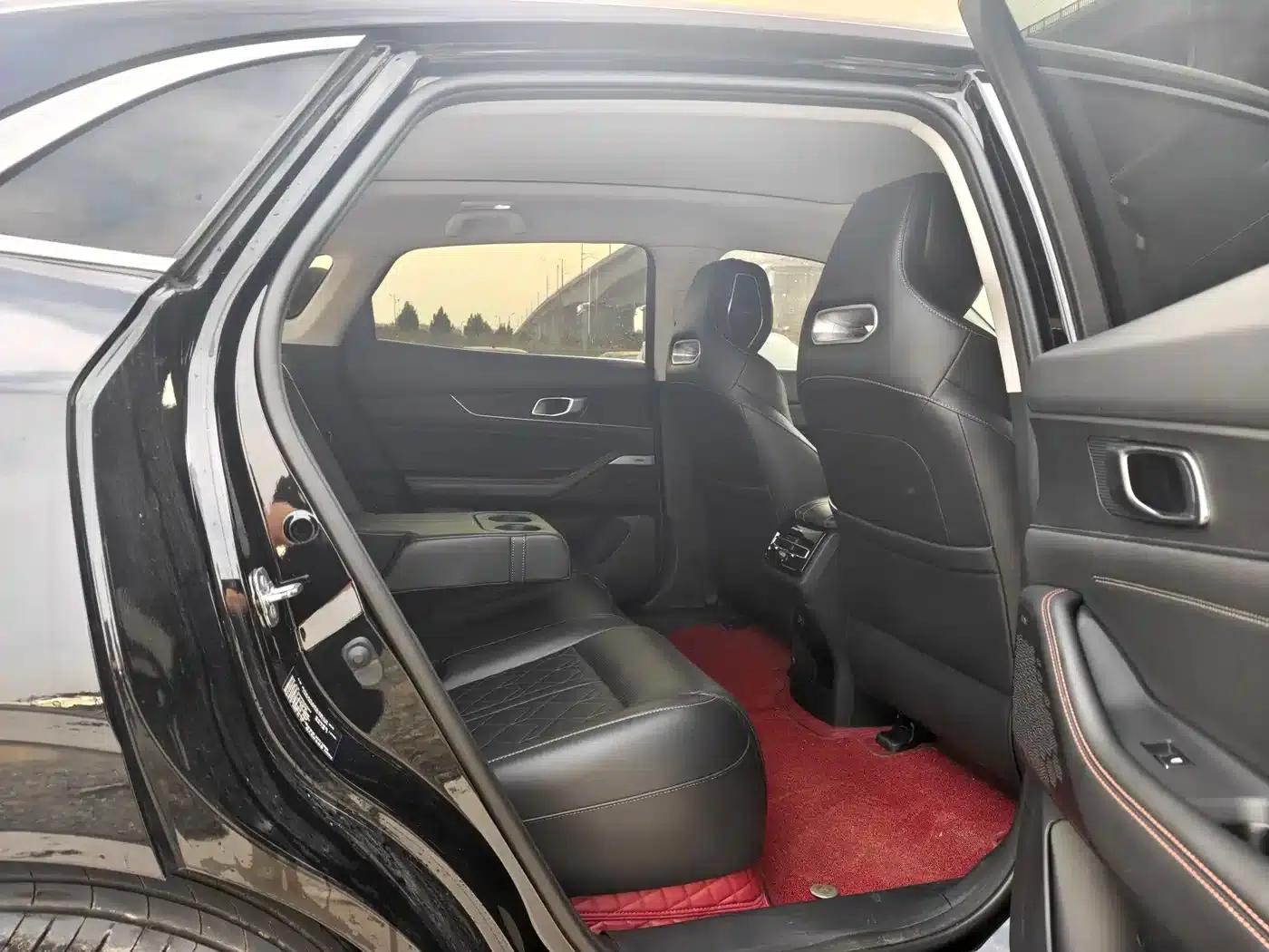 Changan UNI-K Smart Electric iDD 2022 Blue Whale iDD 130km 1.5T Premium Edition — миниатюра 10