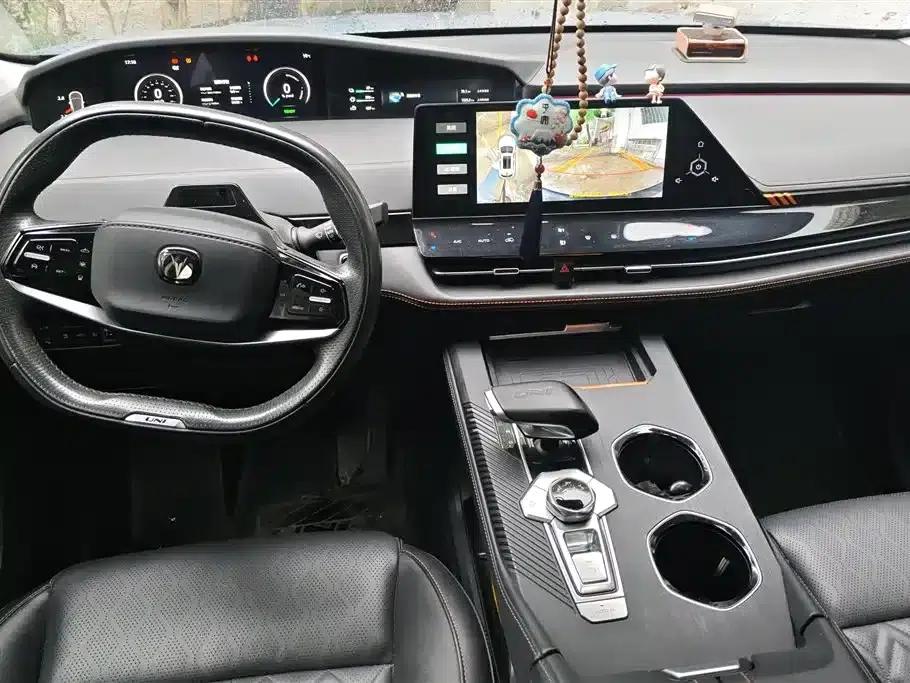 Changan UNI-K Smart Electric iDD 2022 Blue Whale iDD 130km 1.5T Premium Edition — миниатюра 12