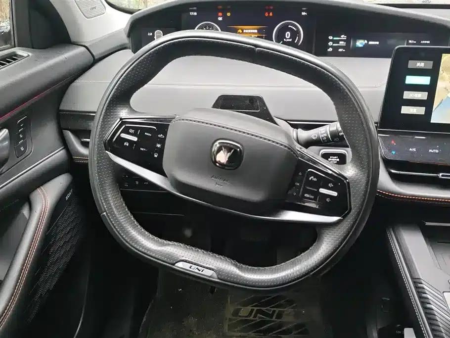 Changan UNI-K Smart Electric iDD 2022 Blue Whale iDD 130km 1.5T Premium Edition — миниатюра 15