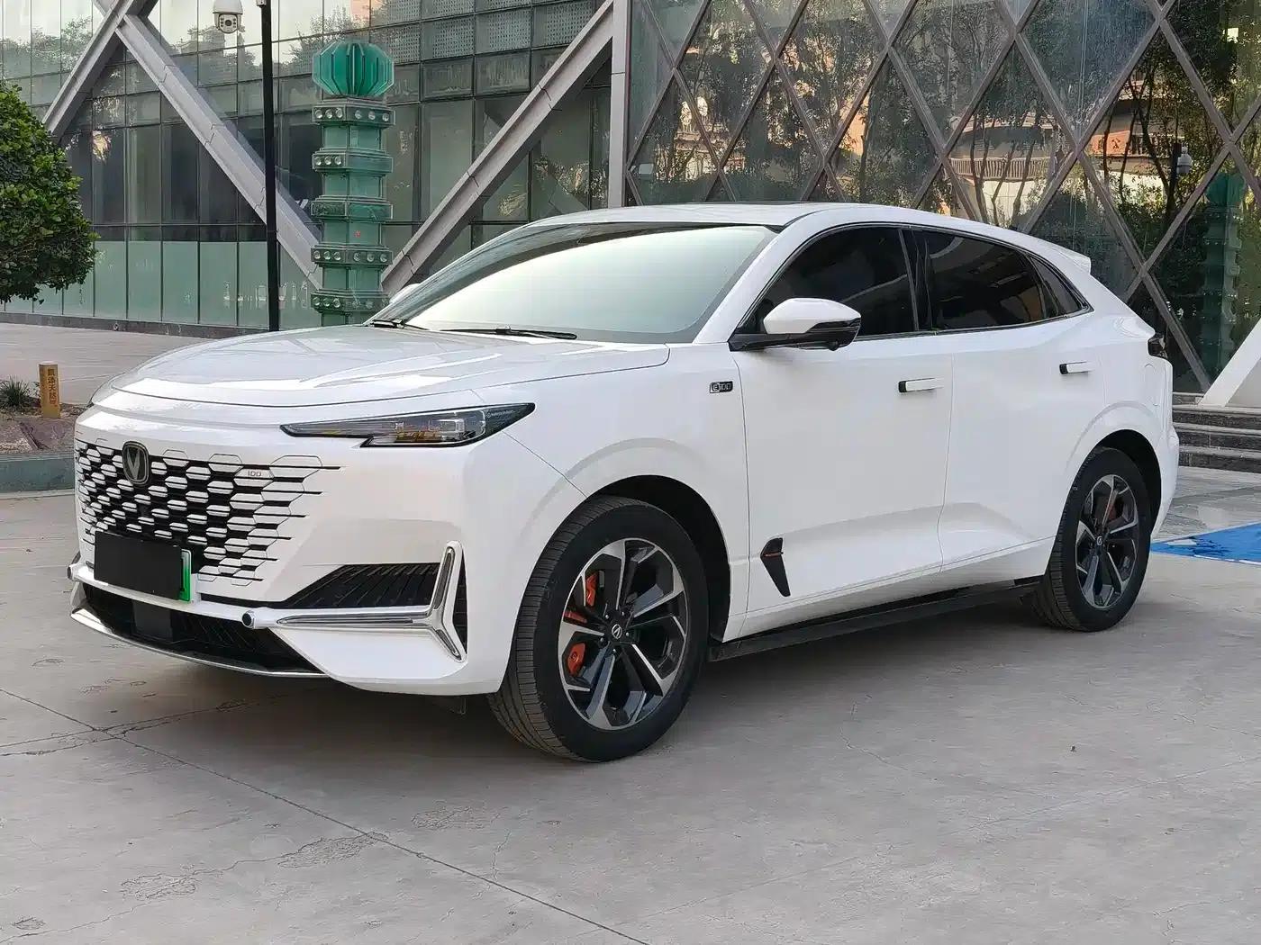 Changan UNI-K Smart Electric iDD 2023 Model, Smart Electric iDD 1.5T, 135km/h Smart Fun Edition — миниатюра 1
