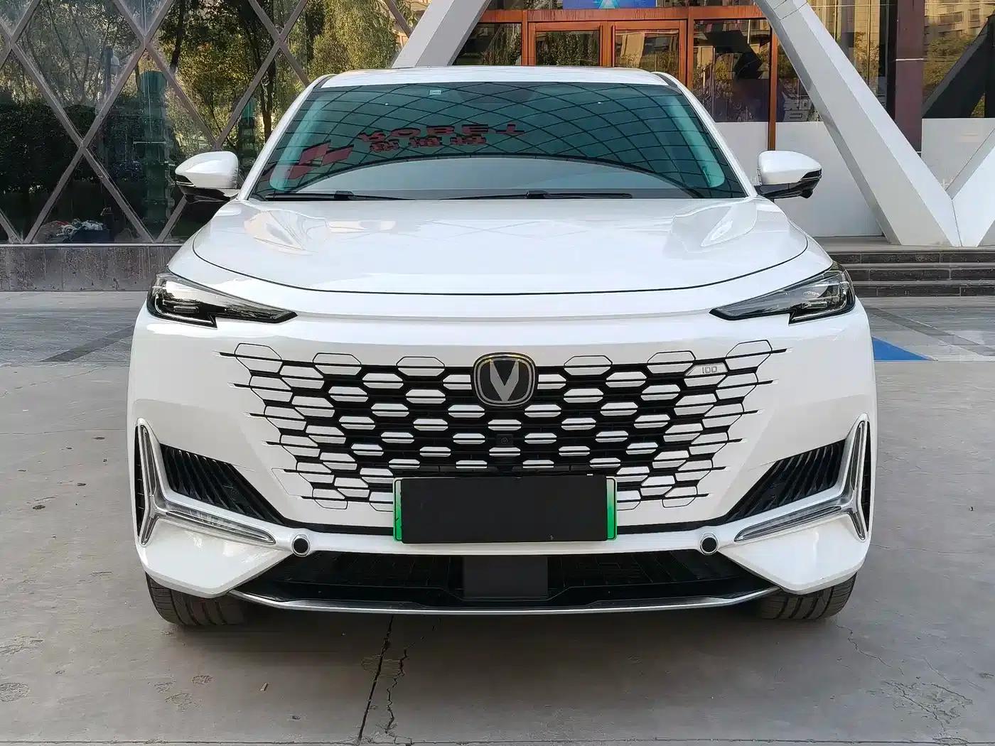 Changan UNI-K Smart Electric iDD 2023 Model, Smart Electric iDD 1.5T, 135km/h Smart Fun Edition — миниатюра 2
