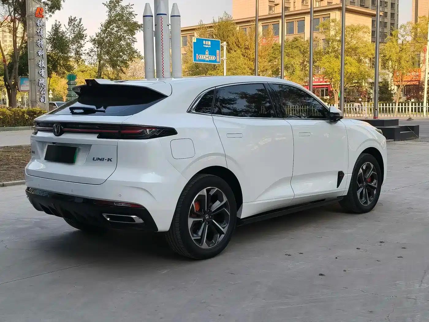 Changan UNI-K Smart Electric iDD 2023 Model, Smart Electric iDD 1.5T, 135km/h Smart Fun Edition — миниатюра 16