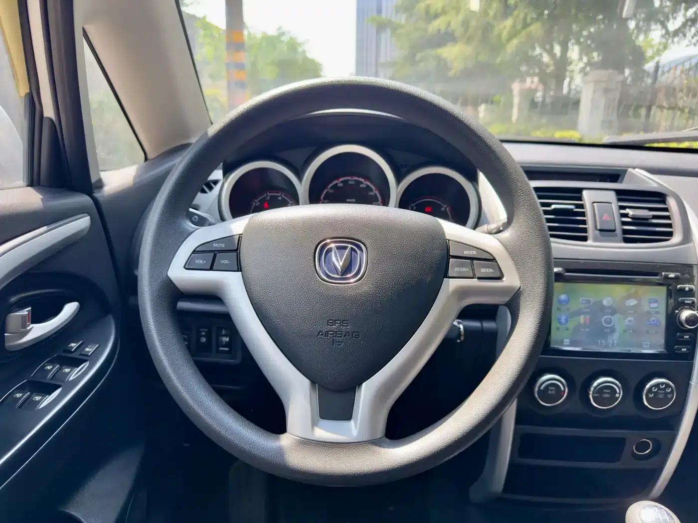 Changan CX20 2014 1.4L Manual Sport Edition (National IV Emission Standard) — миниатюра 14