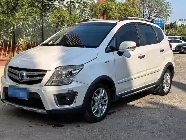 Changan CX20 2014 1.4L IMT Sunroof Navigation Edition (National IV Emission Standard)