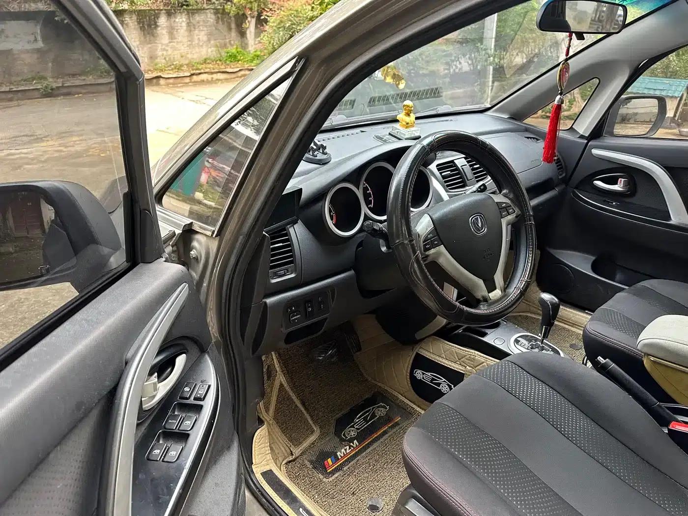 Changan CX20 2014 1.4L IMT Sunroof Navigation Edition (National IV Emission Standard) — миниатюра 4