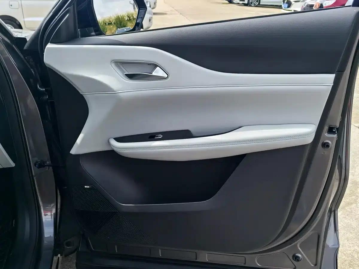 Changan UNI-Z 2025 1.5T Premium Edition — миниатюра 11