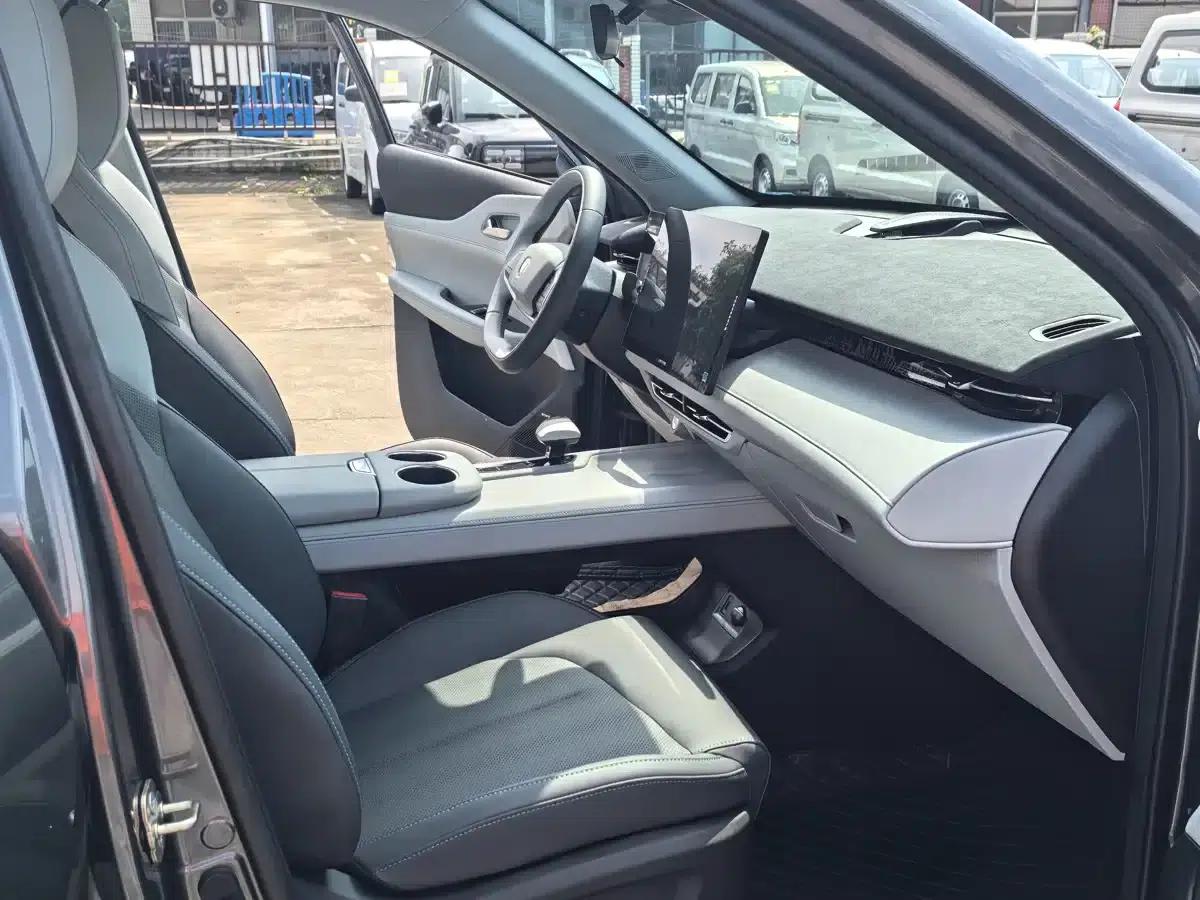 Changan UNI-Z 2025 1.5T Premium Edition — миниатюра 7