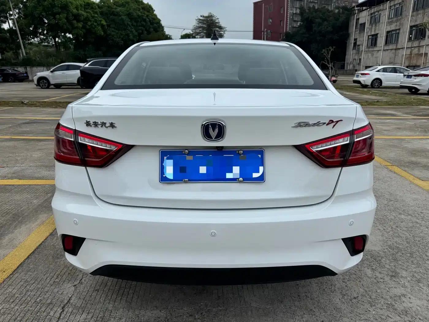 Changan Eado DT 2018 1.6L Manual Smart Edition — миниатюра 5
