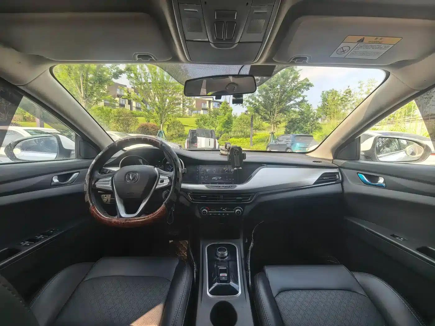 Changan Eado New Energy 2022 EV460 Smart Ride-Hailing Edition (Lithium Iron Phosphate) — миниатюра 11