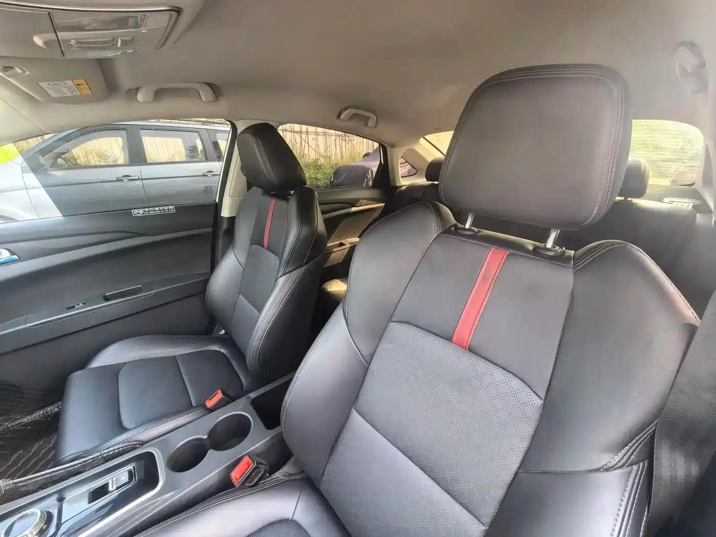 Changan Eado New Energy 2022 EV460 Smart Ride-Hailing Edition (Lithium Iron Phosphate) — миниатюра 15
