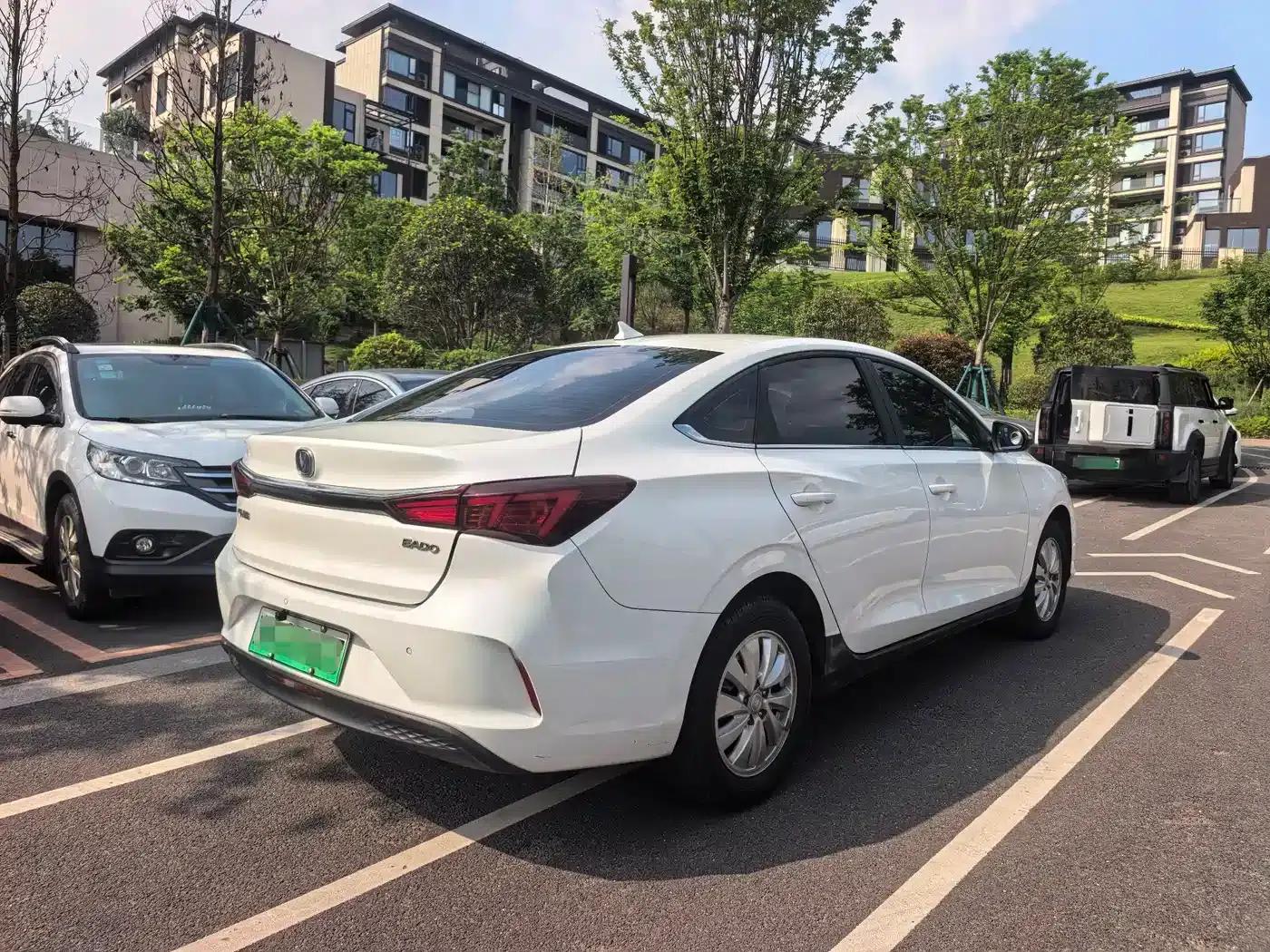 Changan Eado New Energy 2022 EV460 Smart Ride-Hailing Edition (Lithium Iron Phosphate) — миниатюра 7