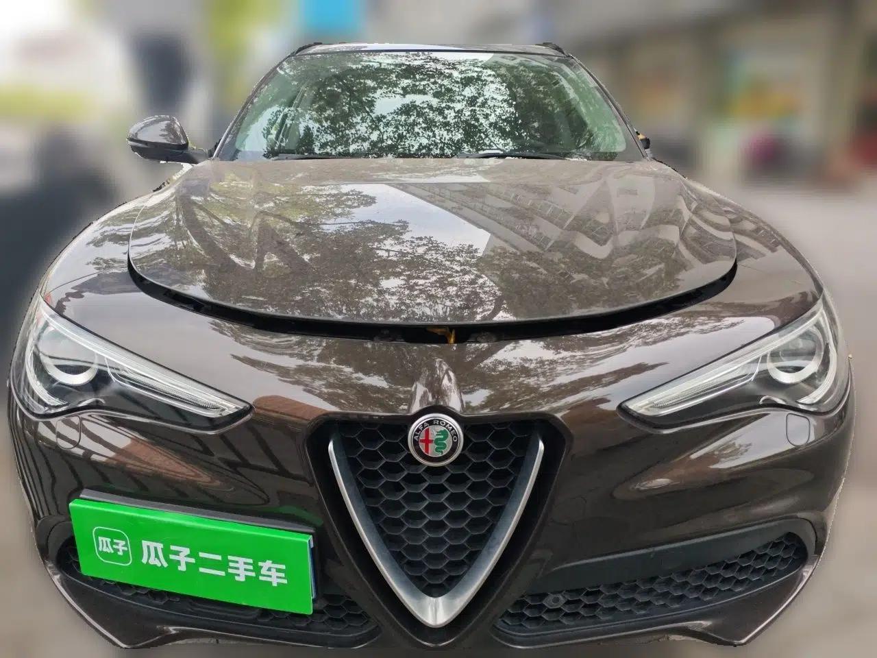 Alfa Romeo Stelvio 2017 2.0T 200HP Elite Edition — миниатюра 2