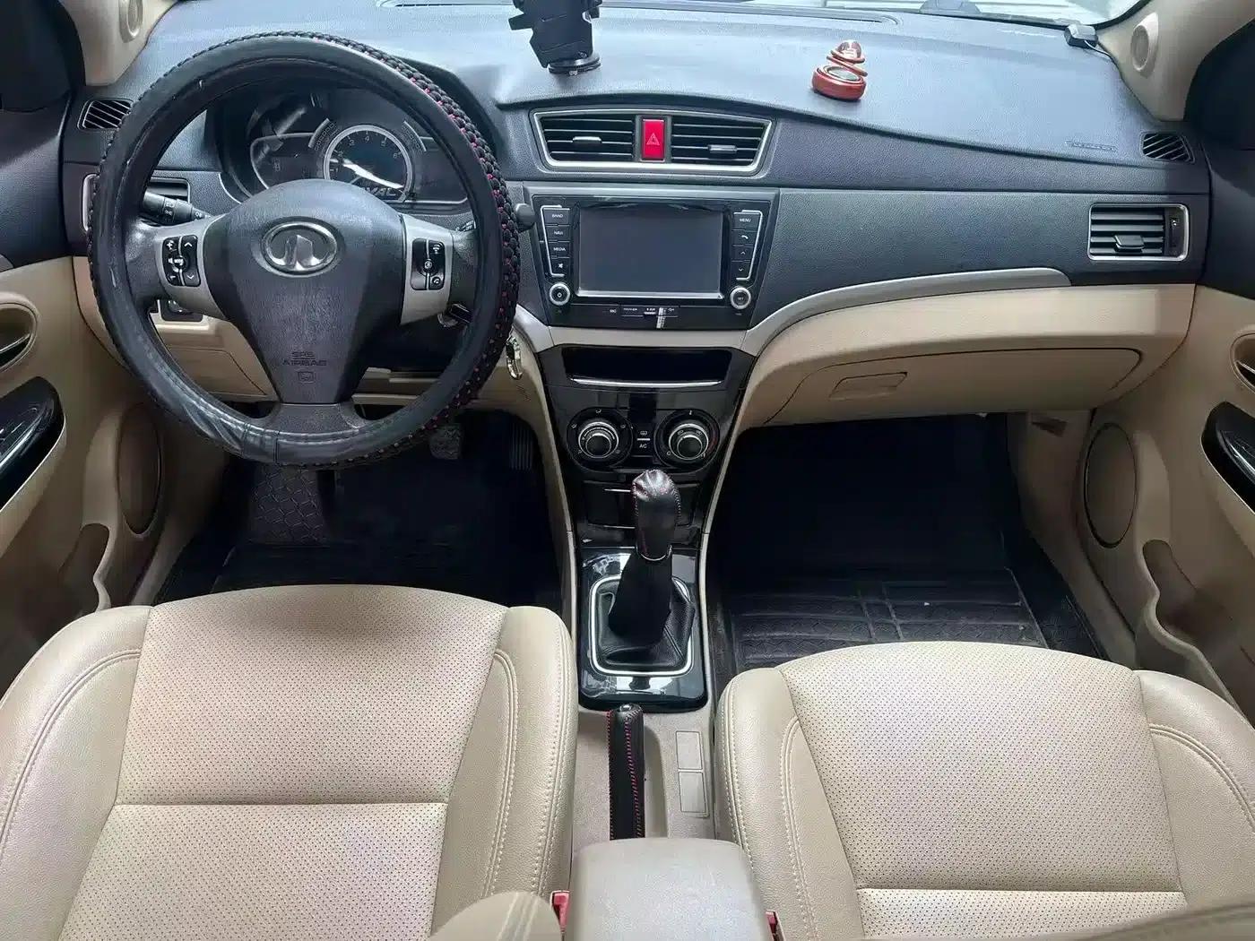 Great Wall C30 2015 Classic Edition 1.5L Manual Enjoyment Model — миниатюра 6