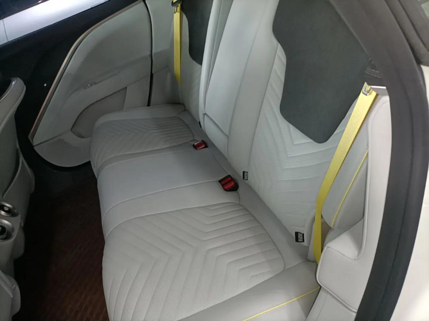Avatr 11 2023 HarmonyOS Version Smart Enjoyment Upgrade Model 90-Degree Rear-Wheel Drive Edition — миниатюра 20