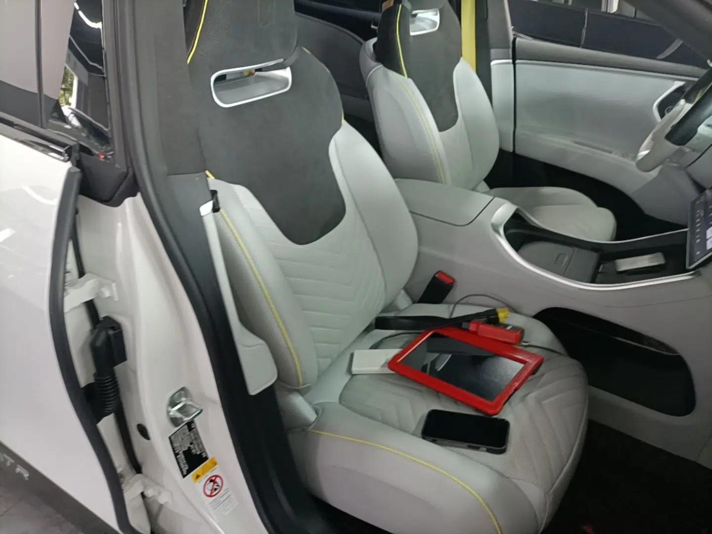 Avatr 11 2023 HarmonyOS Version Smart Enjoyment Upgrade Model 90-Degree Rear-Wheel Drive Edition — миниатюра 23