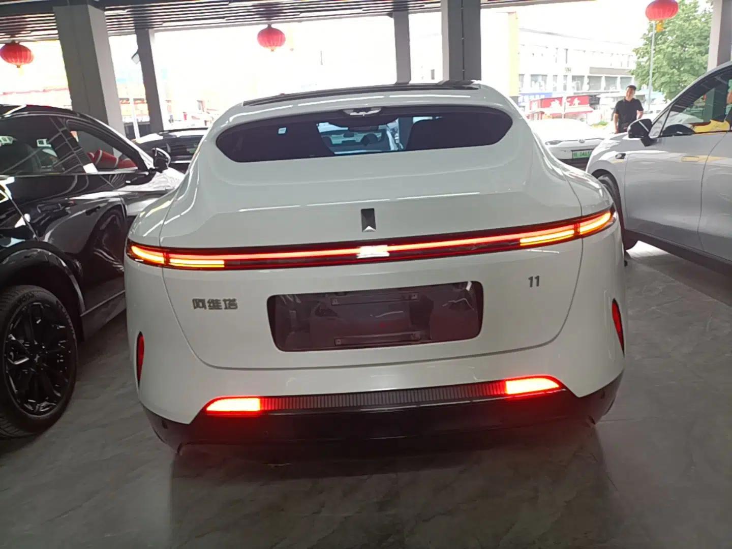 Avatr 11 2023 HarmonyOS Version Smart Enjoyment Upgrade Model 90-Degree Rear-Wheel Drive Edition — миниатюра 5