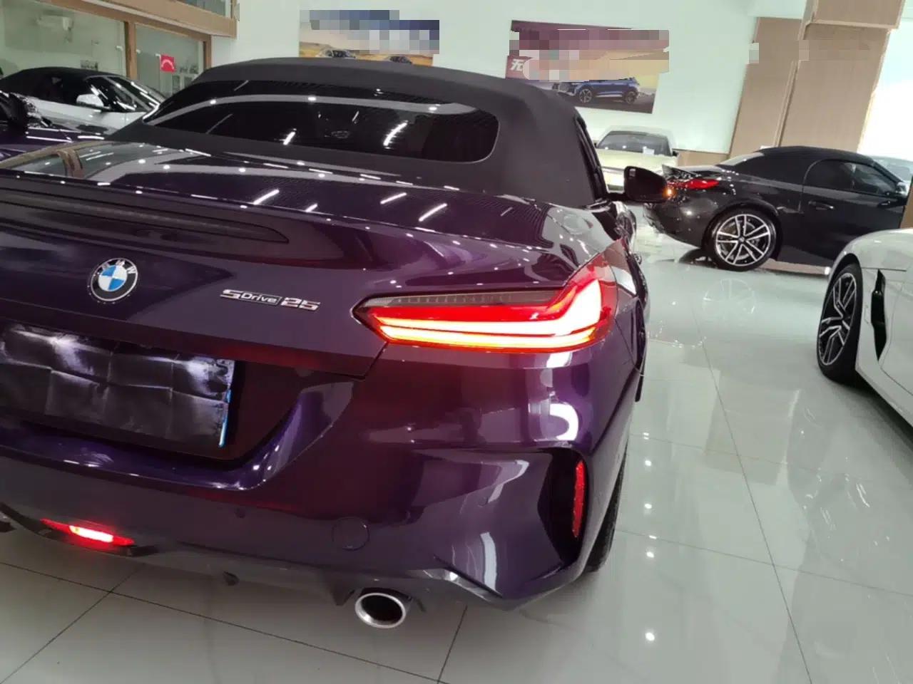 BMW Z4 2023 sDrive 25i M Sport Package — миниатюра 8