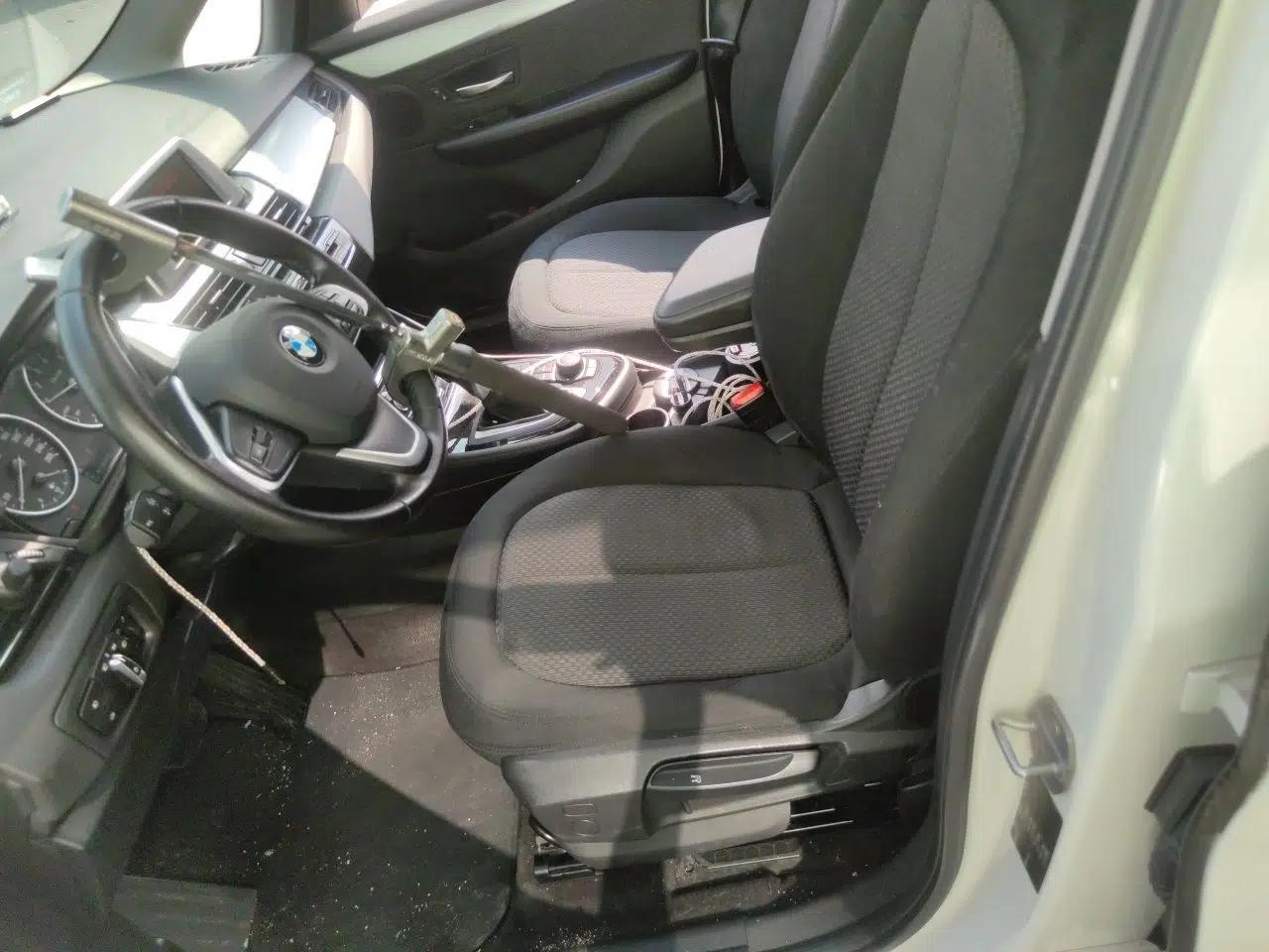 BMW 2 Series Gran Tourer 2015 218i Leading Model — миниатюра 16