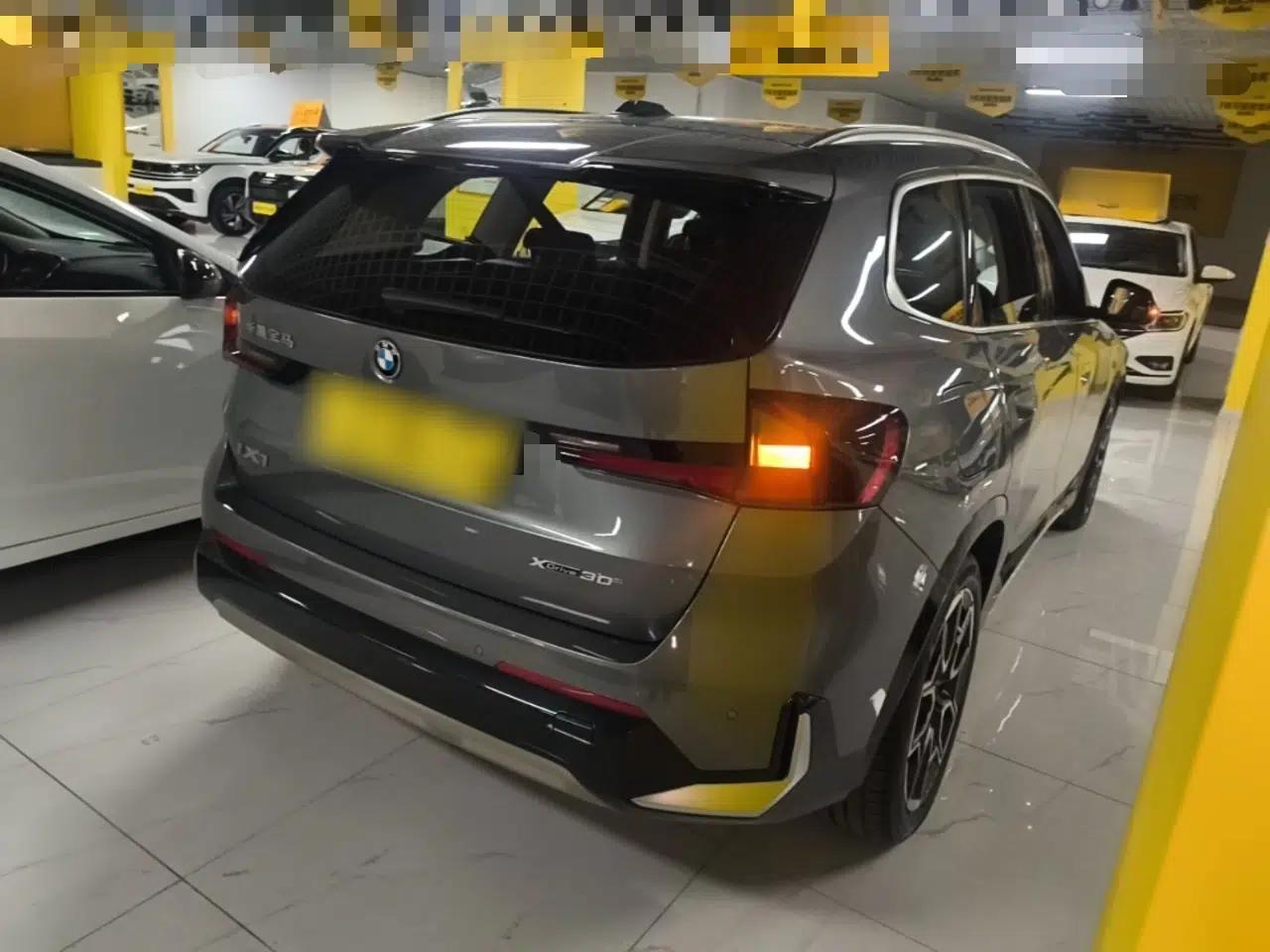 BMW iX1 2023 xDrive30L X Design Package — миниатюра 4