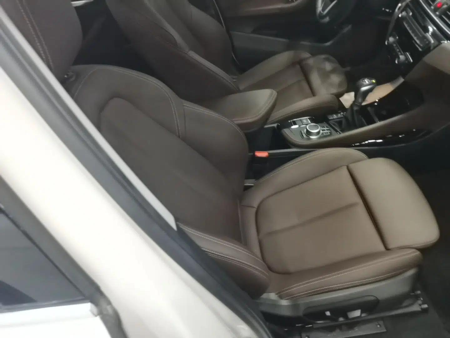 BMW X1 New Energy 2020 xDrive30Le Premium Edition — миниатюра 23