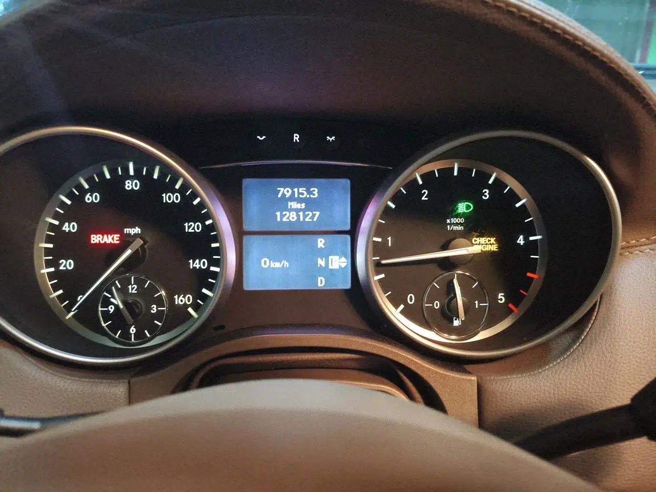 Mercedes-Benz GL-Class  — миниатюра 12