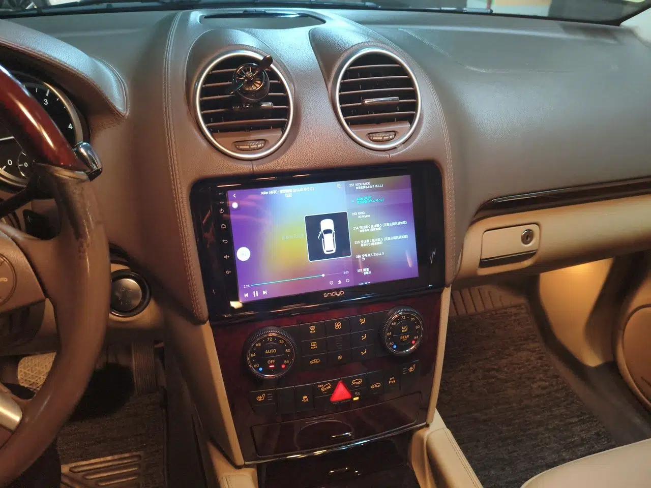 Mercedes-Benz GL-Class  — миниатюра 14