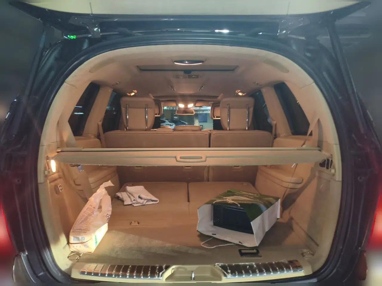 Mercedes-Benz GL-Class  — миниатюра 20