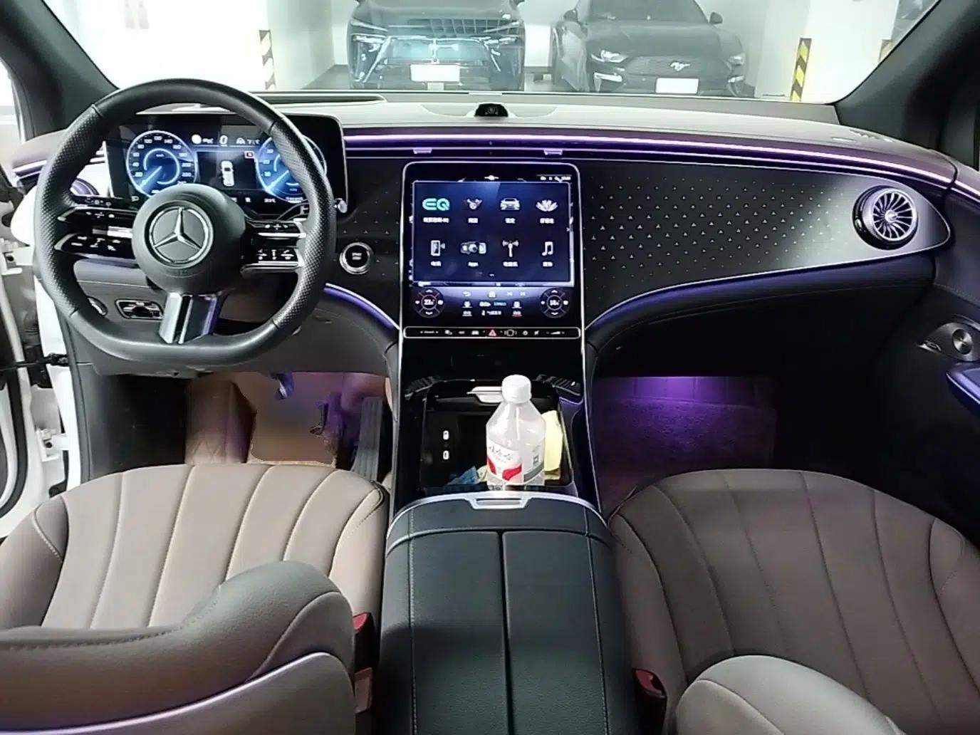 Mercedes-Benz EQE SUV 2023 500 4MATIC Special Edition — миниатюра 12