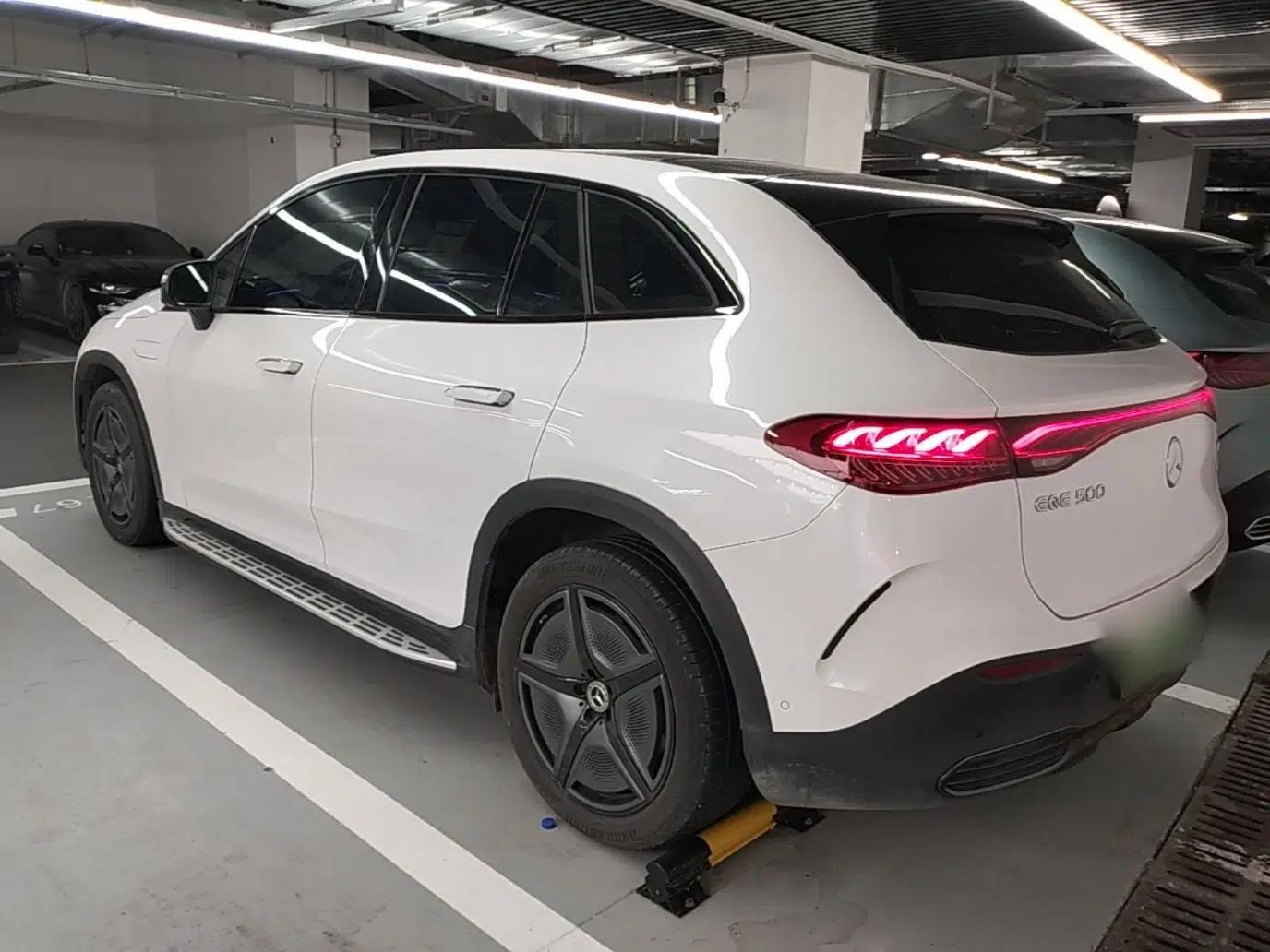 Mercedes-Benz EQE SUV 2023 500 4MATIC Special Edition — миниатюра 7