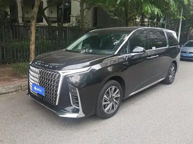 Maxus G90 2022 2.0T Nebula 7-seater Edition