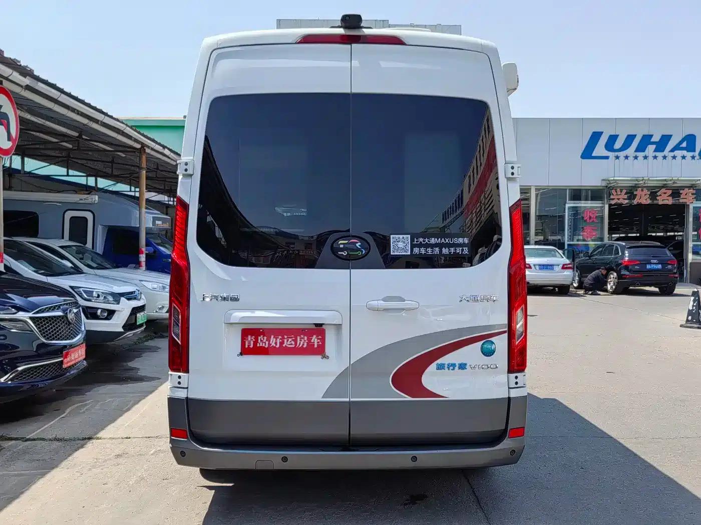 SAIC MAXUS V100 RV 2023 Model 2.0T Traveler V100 Mountain Retreat Edition with Longitudinal Bed — миниатюра 22