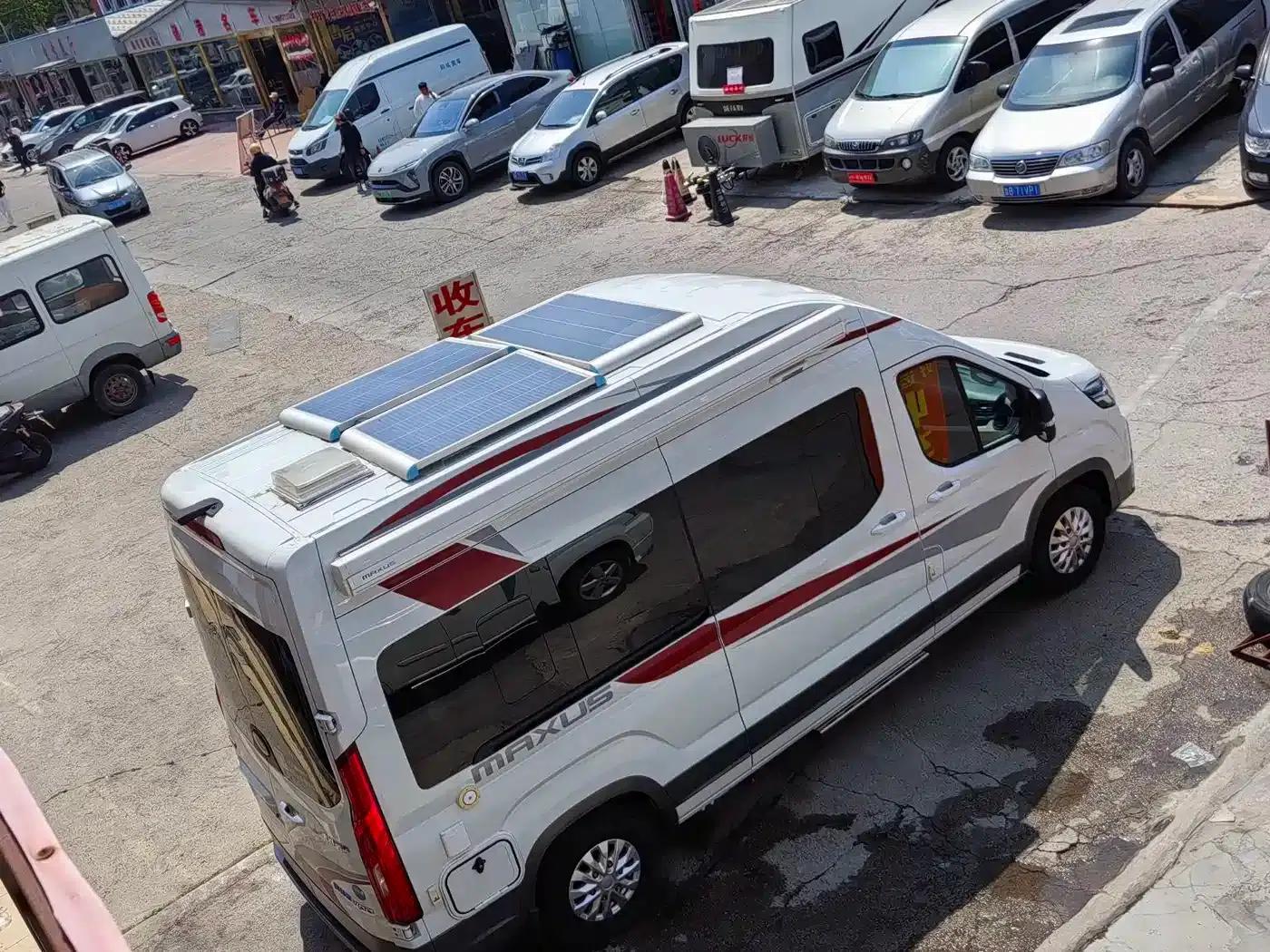 SAIC MAXUS V100 RV 2023 Model 2.0T Traveler V100 Mountain Retreat Edition with Longitudinal Bed — миниатюра 26