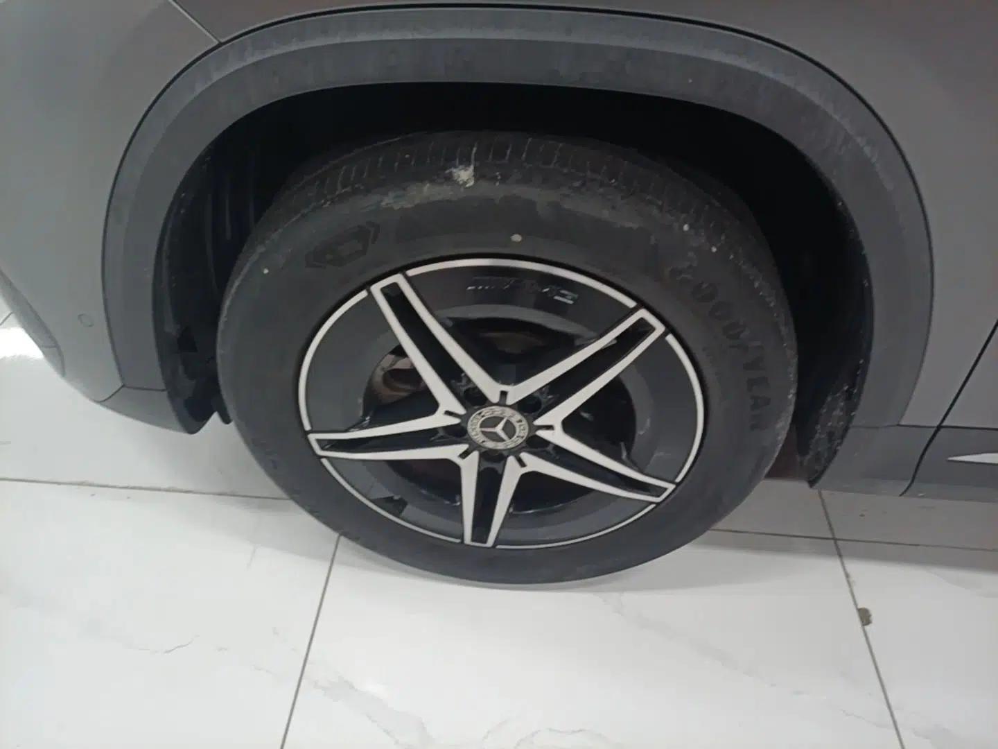 Mercedes-Benz EQA 2022 EQA 300 4MATIC Launch Edition — миниатюра 9