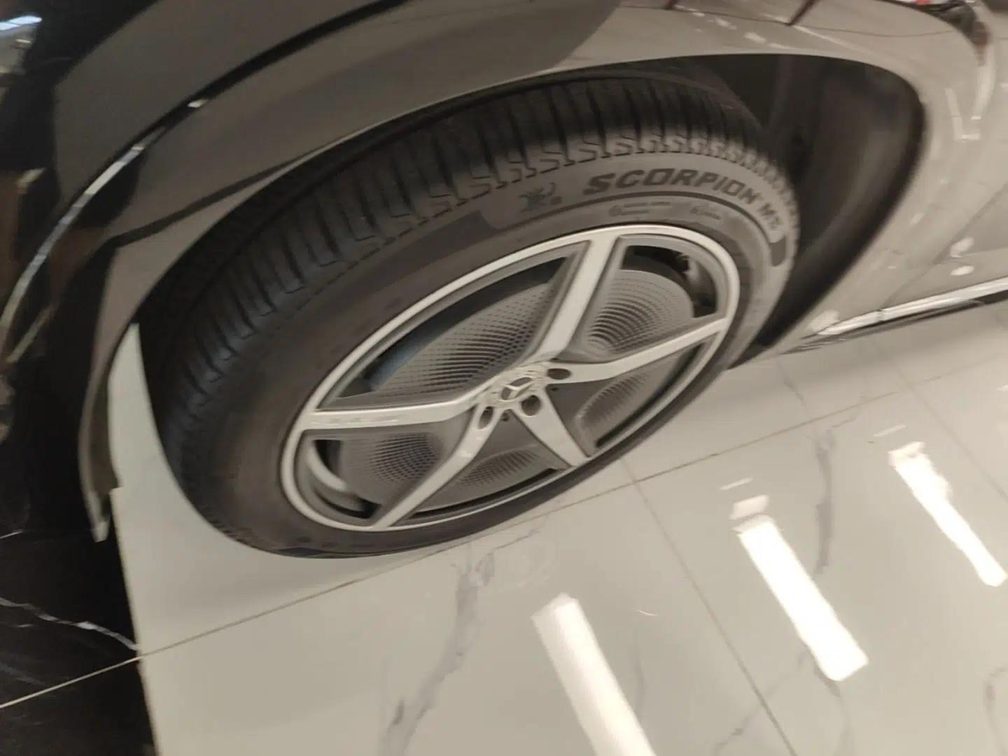 Mercedes-Benz EQS SUV 2023 450 4MATIC Pioneer Edition — миниатюра 9