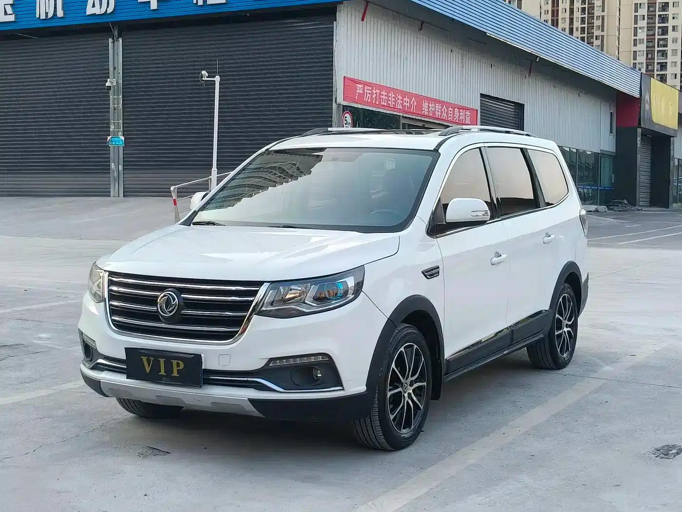 Fengxing SX6 2016 1.6L Manual Deluxe Edition — миниатюра 3