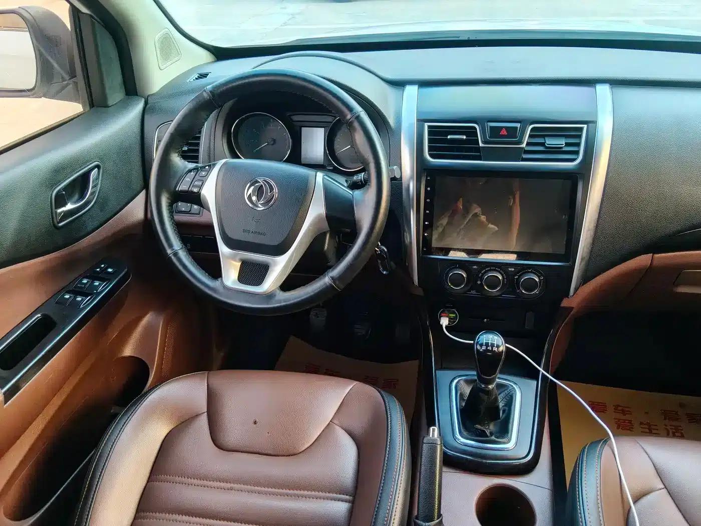 Fengxing SX6 2016 1.6L Manual Deluxe Edition — миниатюра 5