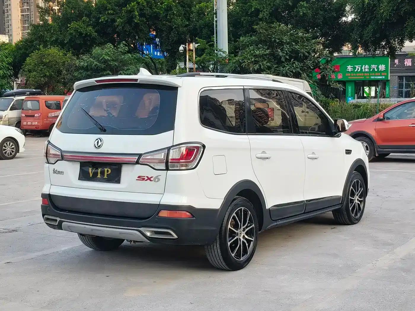 Fengxing SX6 2016 1.6L Manual Deluxe Edition — миниатюра 9