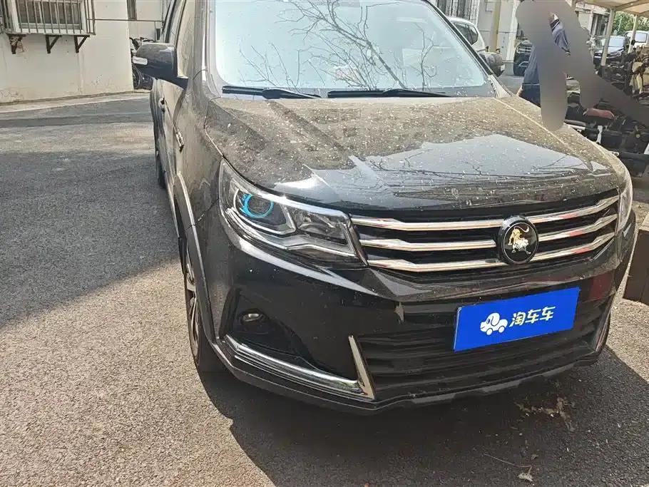 Fengxing SX6 2022 1.6L Manual Global Anniversary Edition — миниатюра 1