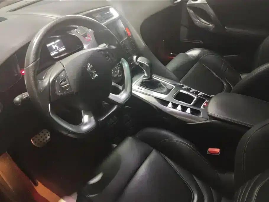 DS 5 2014 1.6T Premium Edition THP160 — миниатюра 11