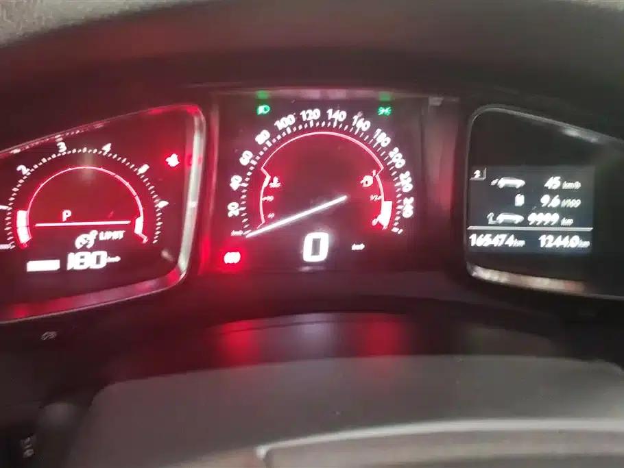 DS 5 2014 1.6T Premium Edition THP160 — миниатюра 13