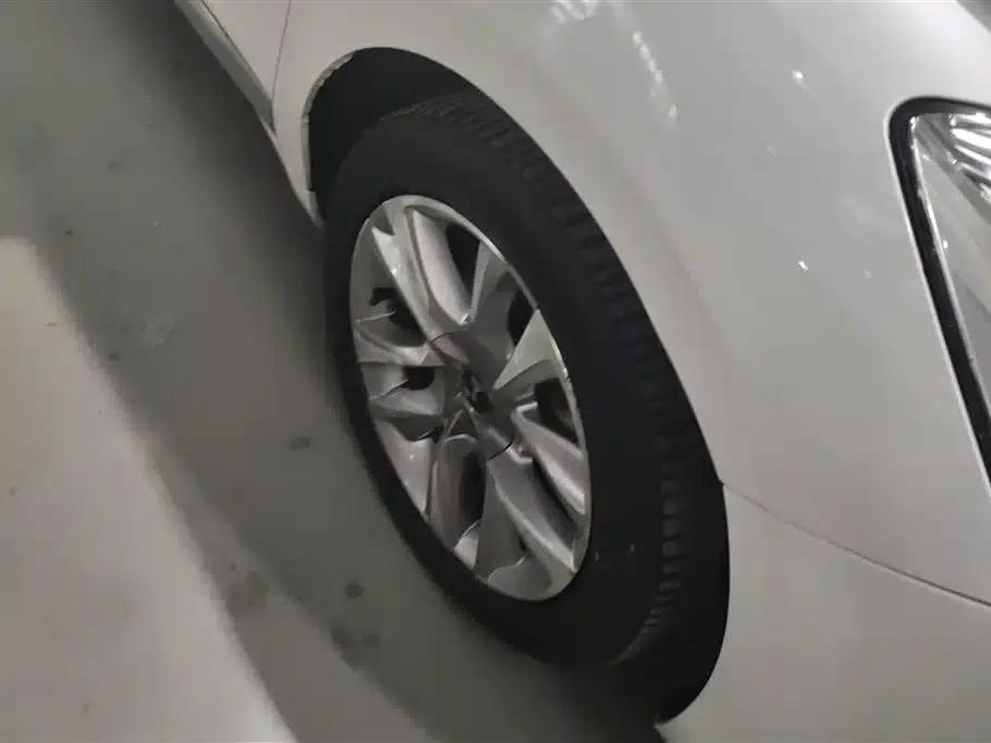 DS 5 2014 1.6T Premium Edition THP160 — миниатюра 5