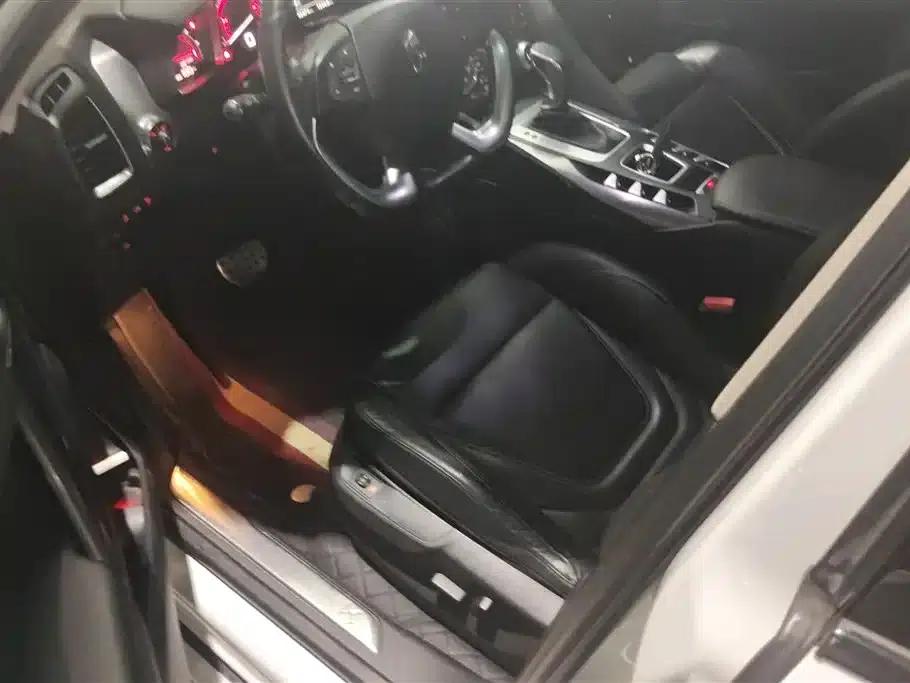 DS 5 2014 1.6T Premium Edition THP160 — миниатюра 8