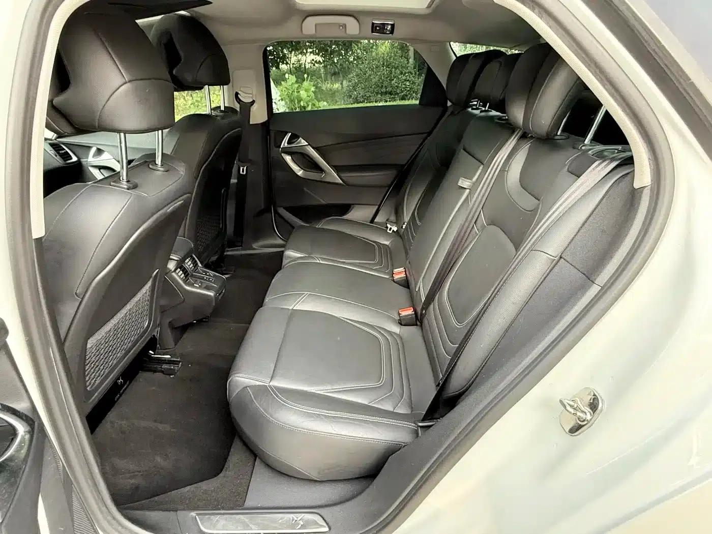 DS 5 2015 1.6T Luxury Edition THP160 — миниатюра 9