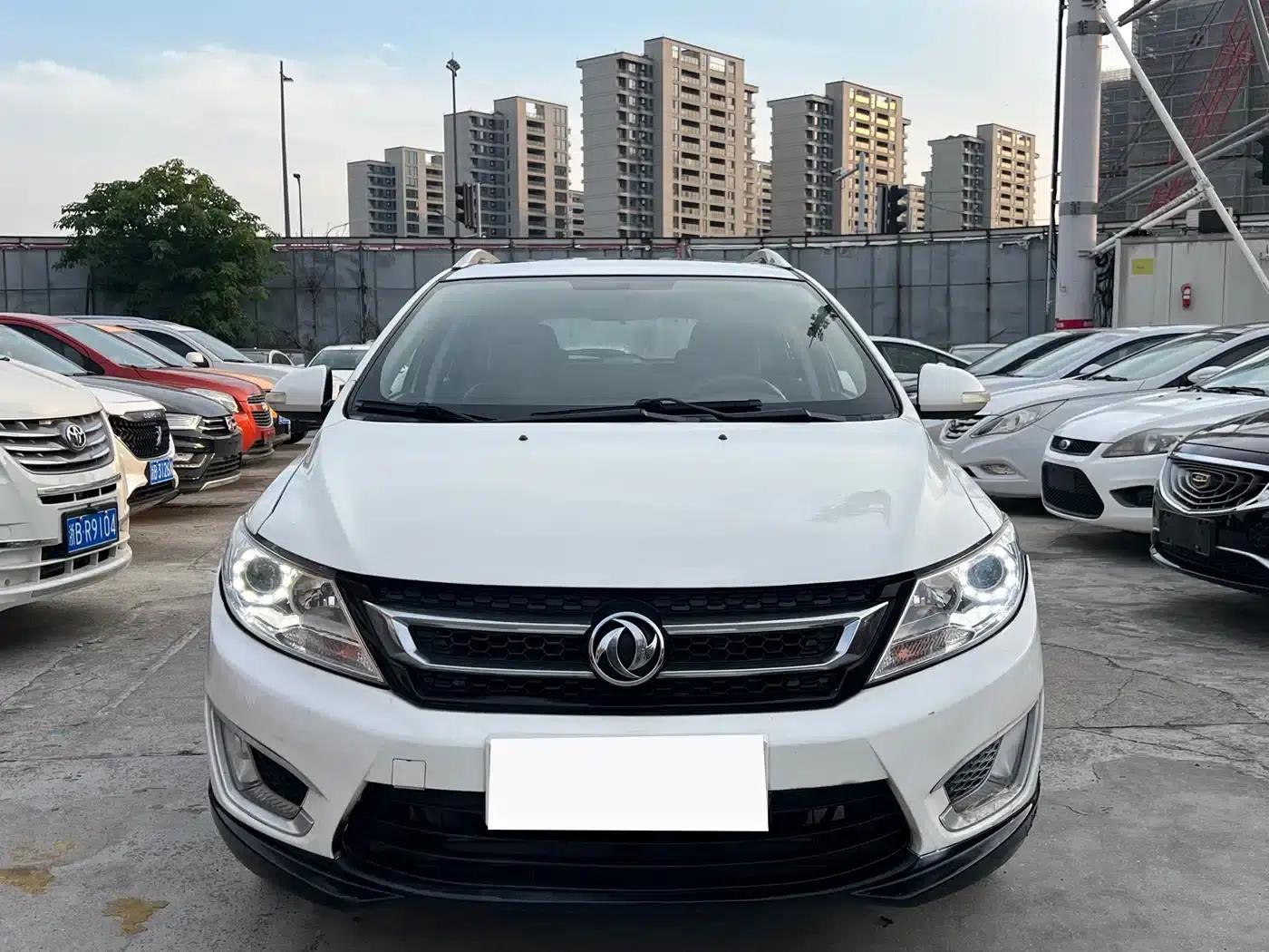 Dongfeng Fengshen AX3 2016 Model 1.5L Manual Cool Edition — миниатюра 2